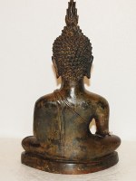 Antiker sitzender Buddha aus Thailand
